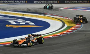 Verstappen tiếp tục thất thế trước McLaren